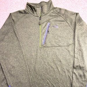The North Face mens green pullover Size XL